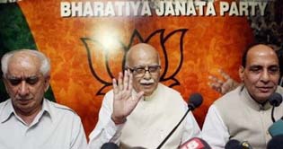 Sushma Swaraj likely to replace LK Advani as opposition leader 